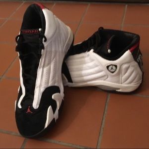 Jordan 14’s (Sz 11) in decent condition 7.5/10